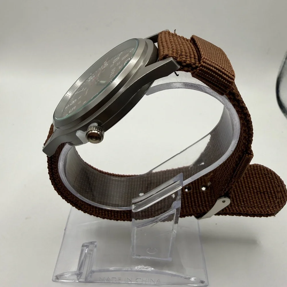 New Soki Canvas Brown Belt, Military Watch, Date Display, Men's (New Battery)